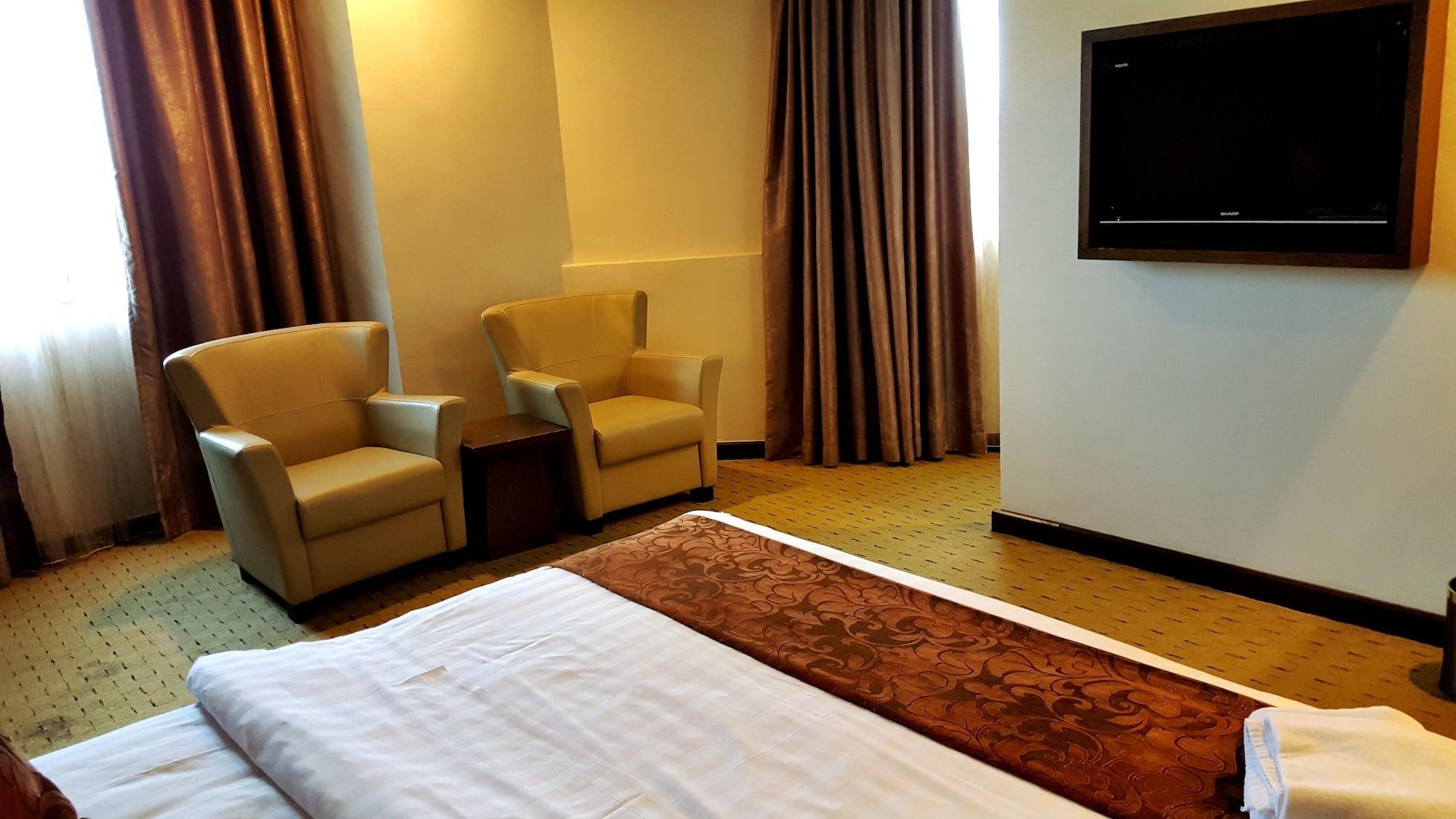 Lintas View Hotel Кота-Кинабалу Экстерьер фото