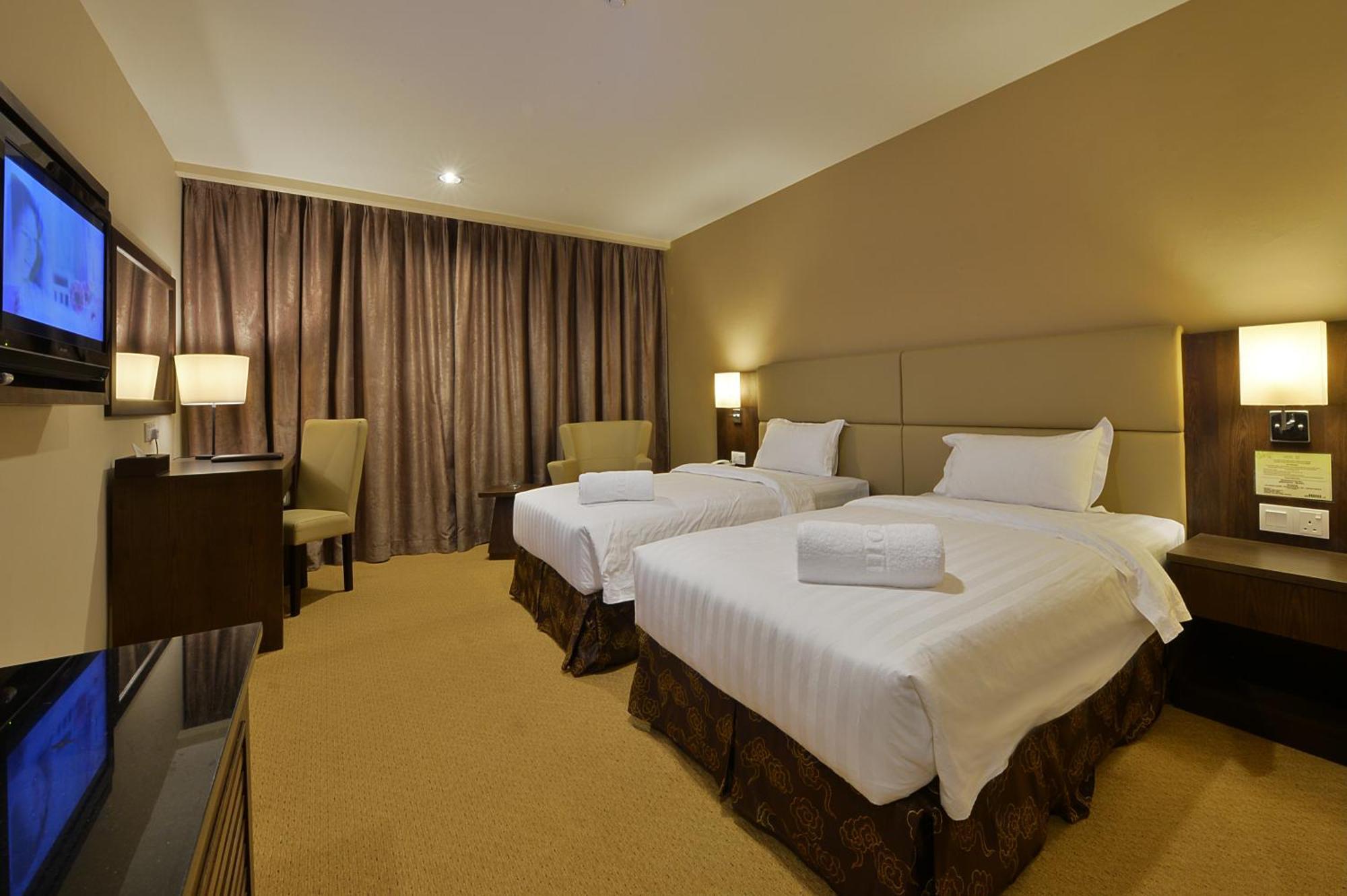 Lintas View Hotel Кота-Кинабалу Экстерьер фото