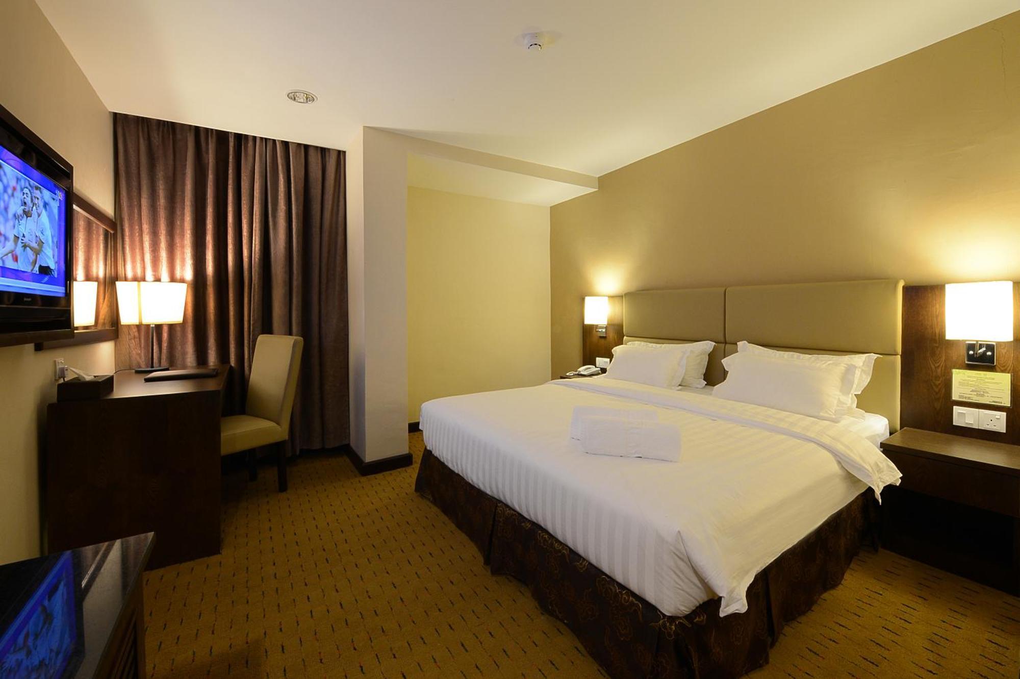 Lintas View Hotel Кота-Кинабалу Экстерьер фото