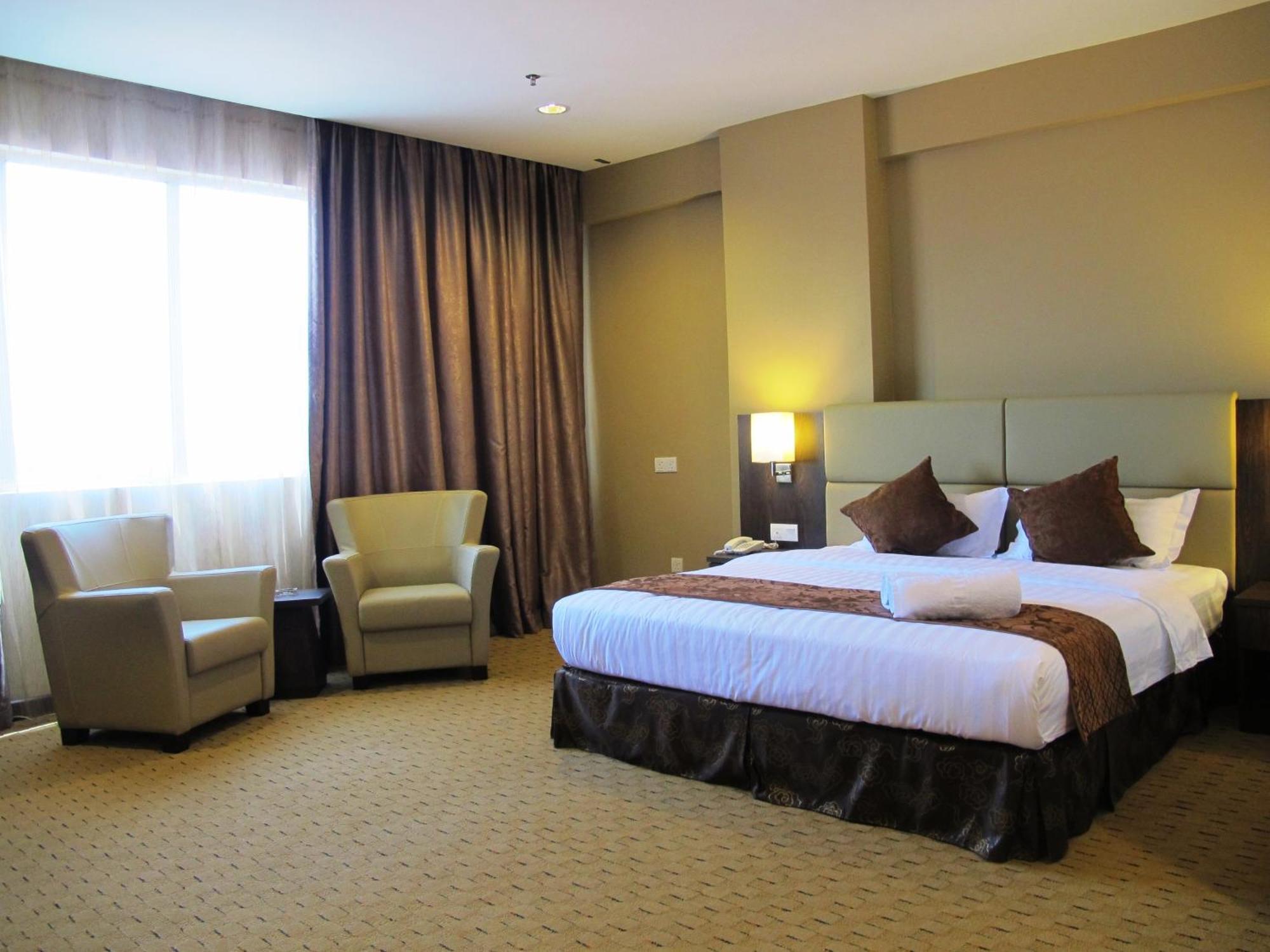 Lintas View Hotel Кота-Кинабалу Экстерьер фото