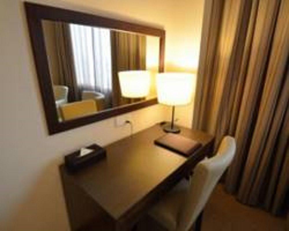Lintas View Hotel Кота-Кинабалу Экстерьер фото